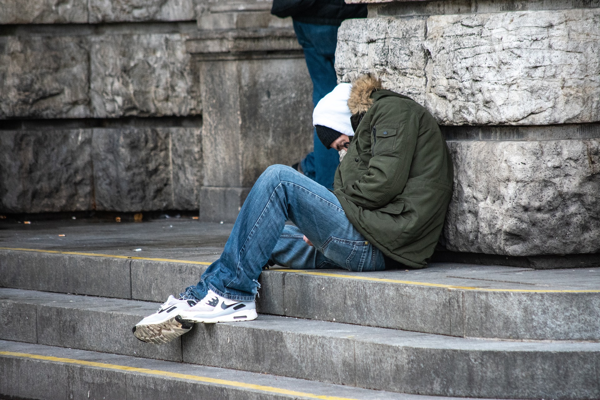 Jung, queer, obdachlos?