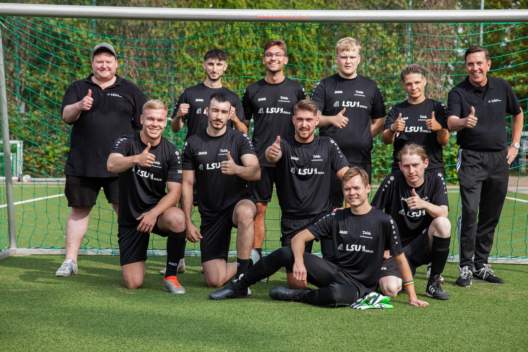 Das LSU Berlin-Fußballteam für die 16. Respect Gaymes erreichte den 3. Platz im Turnier.